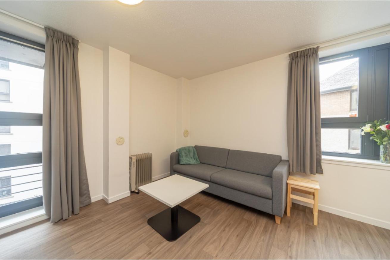 Joivy Affordable 3,4,5 And 12 Bed Private Flats Next To Royal Mile (Adults Only) Apartment Edinburgh Exterior photo