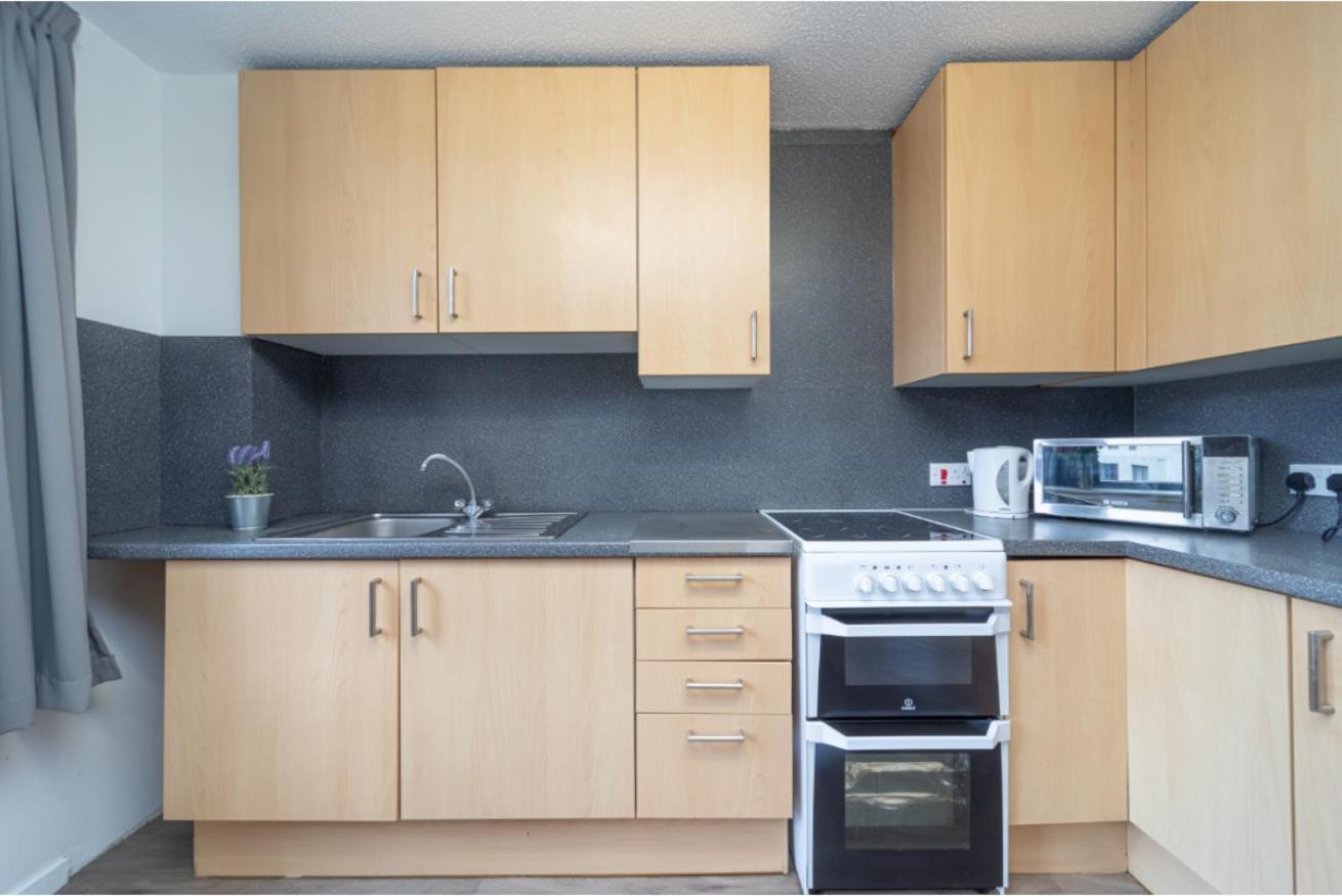Joivy Affordable 3,4,5 And 12 Bed Private Flats Next To Royal Mile (Adults Only) Apartment Edinburgh Exterior photo